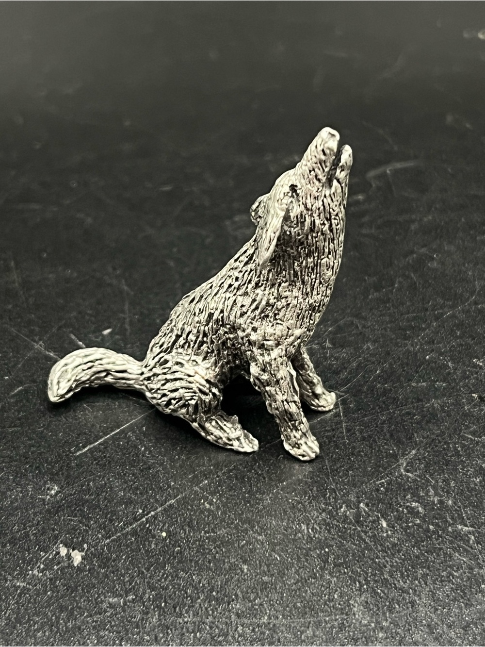 Howling Wolf Pewter Mini Figure